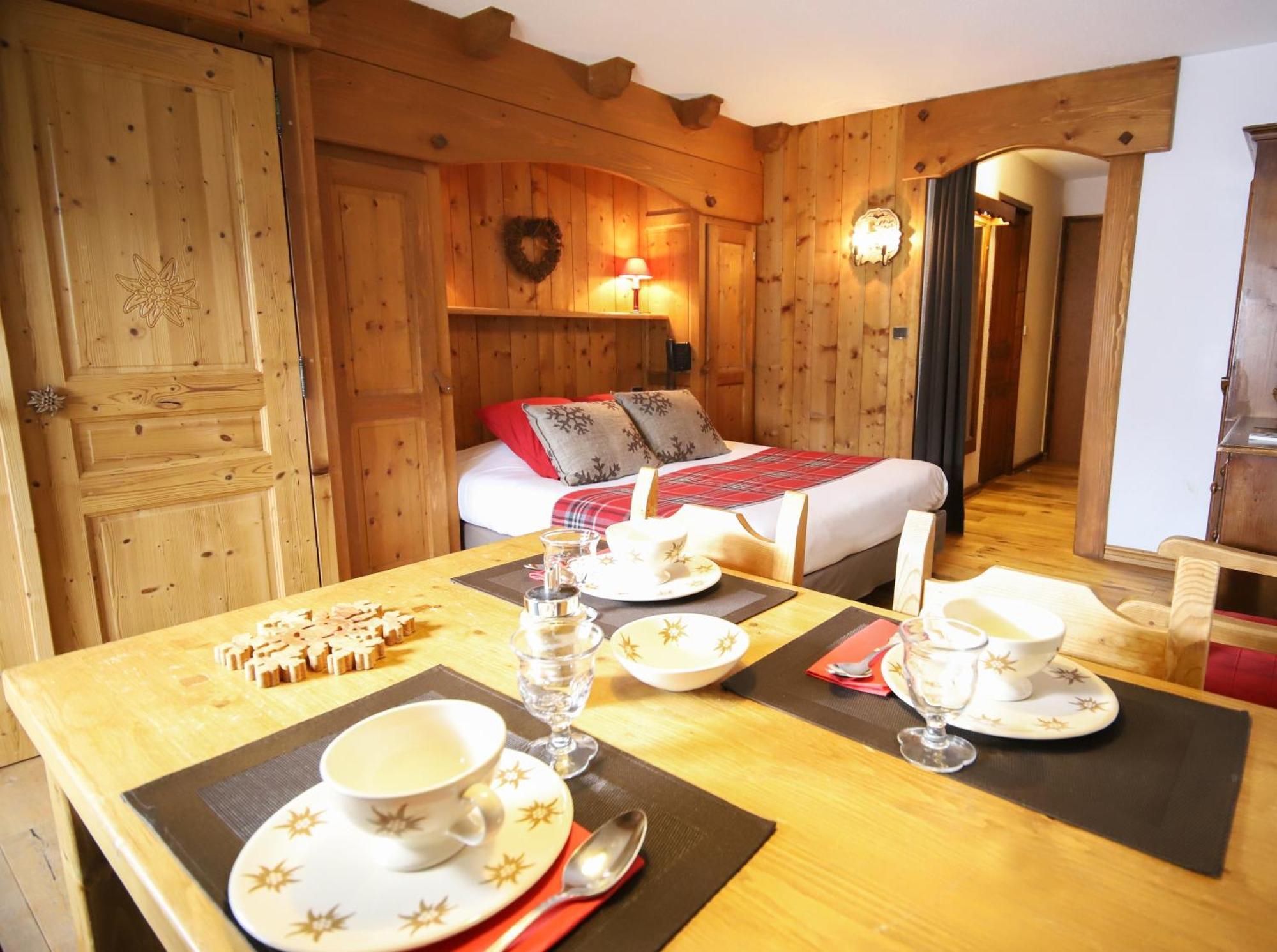 Residence Hoteliere La Renardiere Samoens Exterior photo